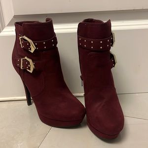 Guess platform stiletto, excellent condition